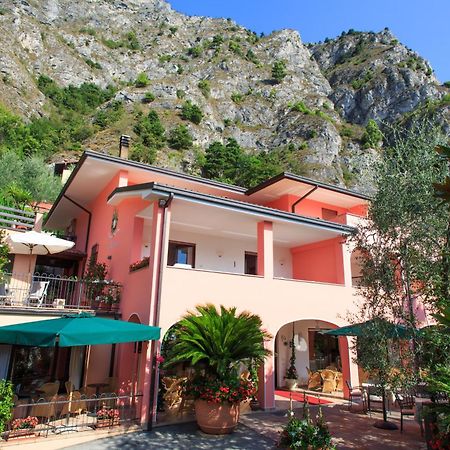 Hotel La Gardenia & Villa Oleandra Limone sul Garda Bilik gambar