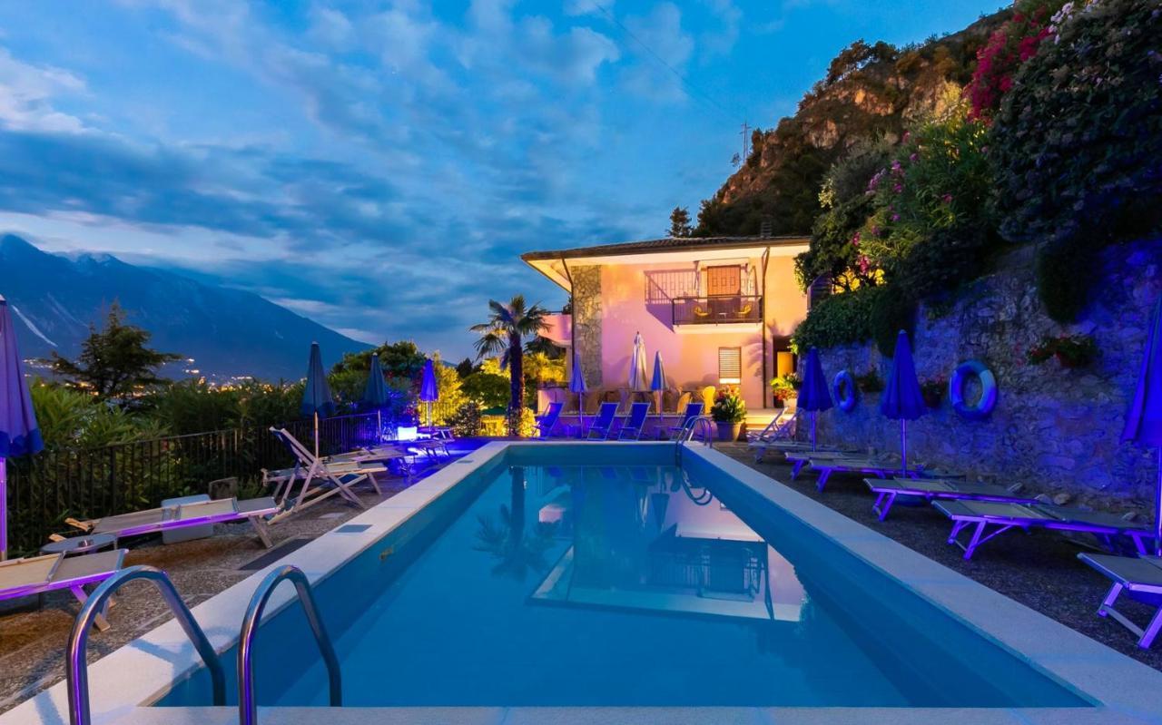 Hotel La Gardenia & Villa Oleandra Limone sul Garda Luaran gambar