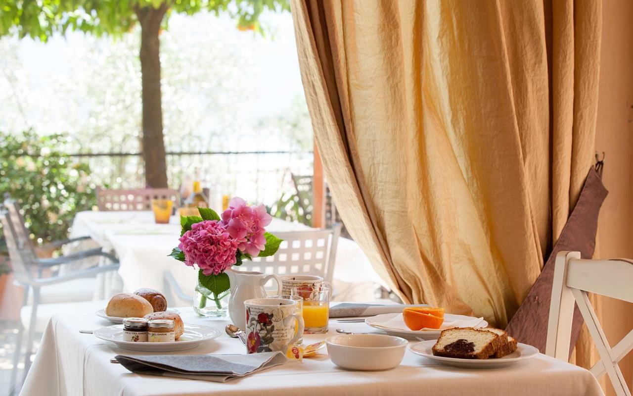 Hotel La Gardenia & Villa Oleandra Limone sul Garda Luaran gambar